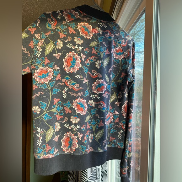 Sherpa Adventure Gear zip-up jacket - Picture 5 of 6